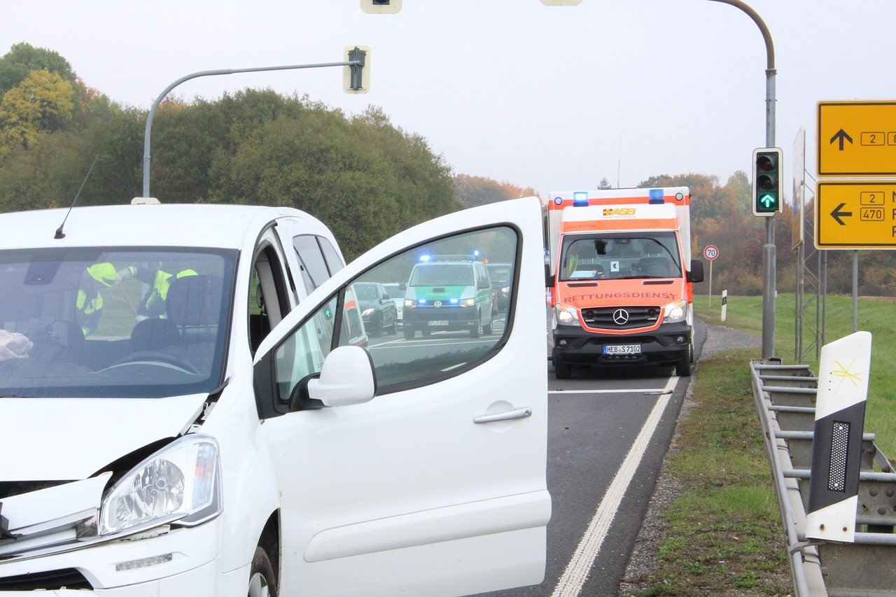 What to Do If You Witness a Car Accident