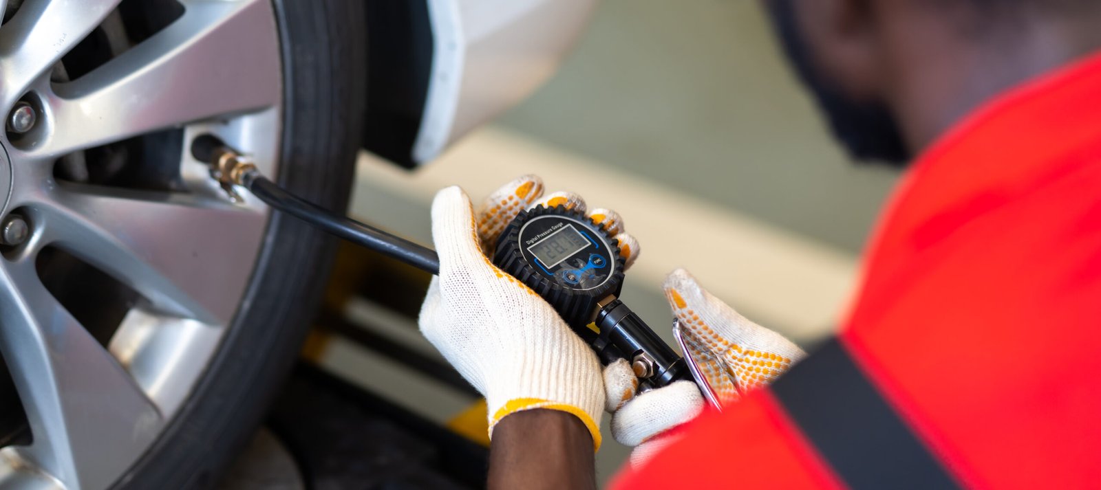 Understanding TPMS : How Tire Pressure Monitoring Keeps You Safe on the Road