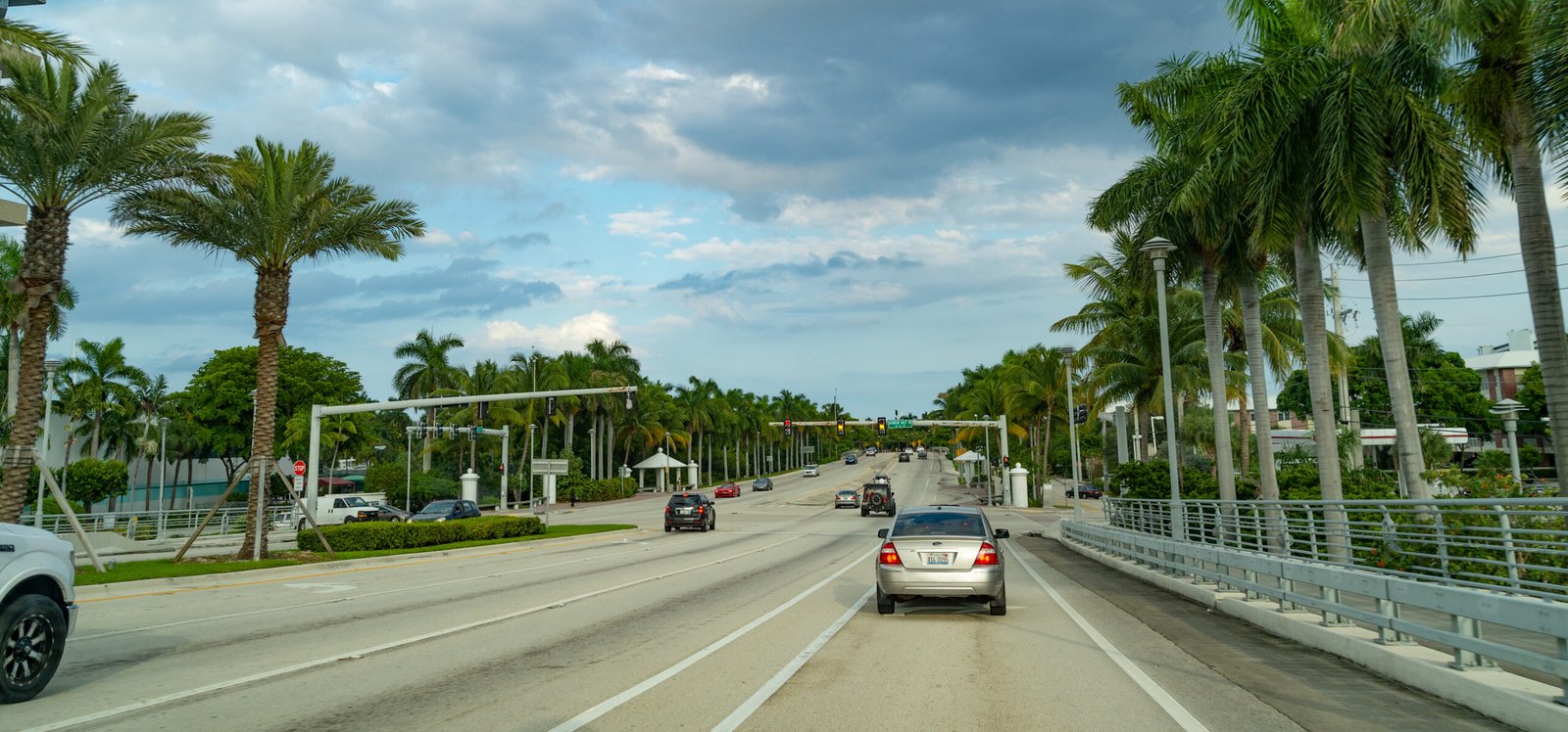 Florida Highway Safety and Motor Vehicles: A Complete Guide for Drivers