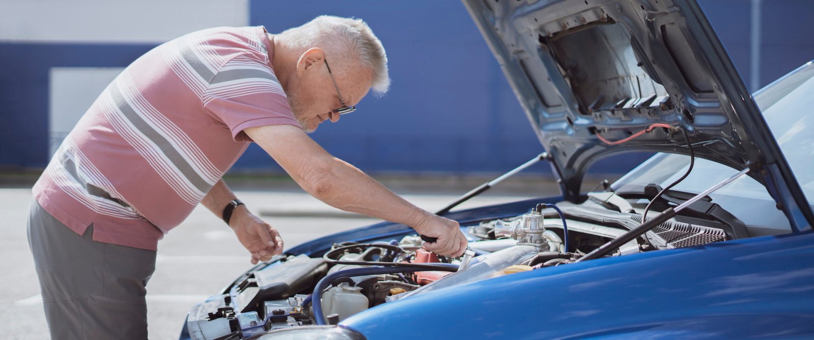 10 Engine Sounds You Should Never Ignore