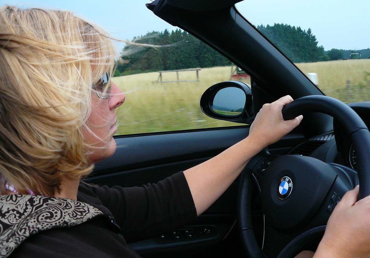 6 Psychological Tricks to Stay Focused While Driving